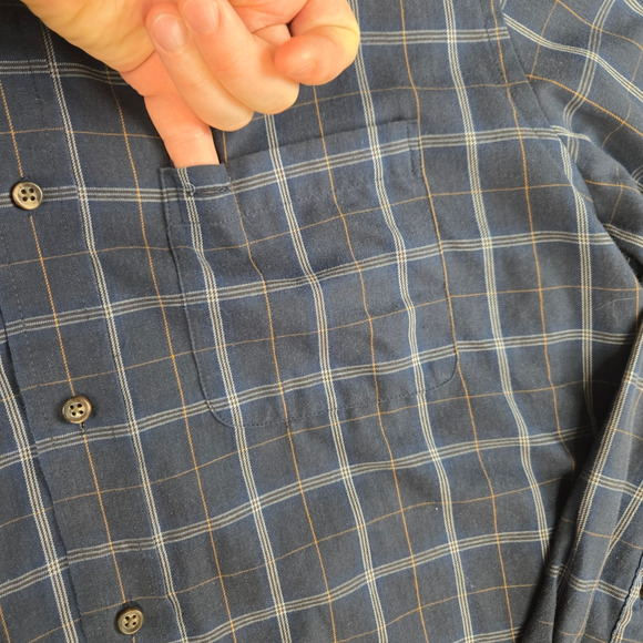 Arrow Navy Blue Plaid Classic Fit Button Down Casual Shirt Size Large 16-16.5 - Picture 4 of 9